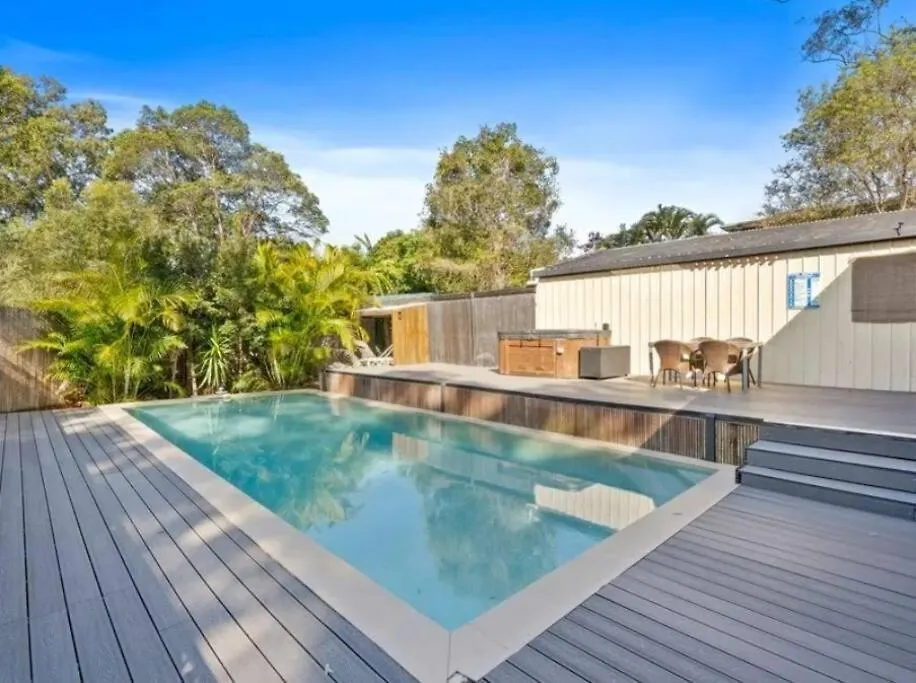 Your Own Retreat Eagleby Australia