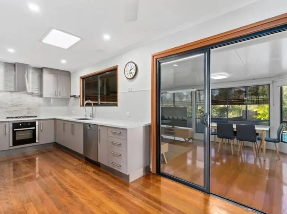 Your Own Retreat Eagleby 0*,  Australia